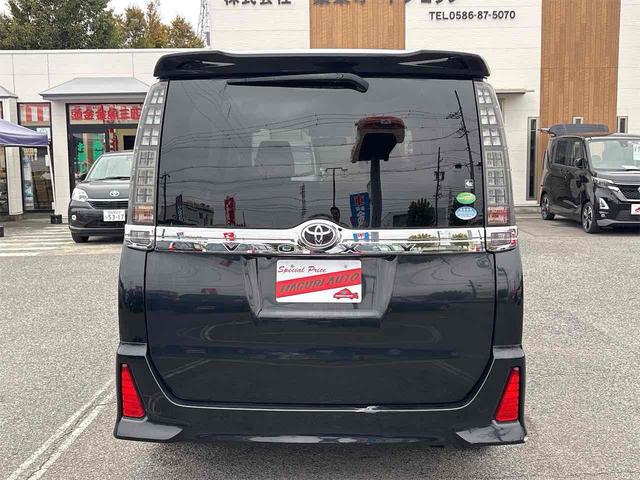 ヴォクシー ZS ドライブレコーダー ETC バックカメラ ナビ 両側電動スライドドア オートライト LEDヘッドランプ スマートキー アイドリングストップ 電動格納ミラー 3列シート CVT アルミホイール(19枚目)