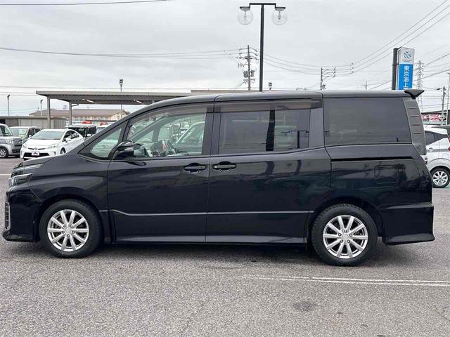 ヴォクシー ZS ドライブレコーダー ETC バックカメラ ナビ 両側電動スライドドア オートライト LEDヘッドランプ スマートキー アイドリングストップ 電動格納ミラー 3列シート CVT アルミホイール(21枚目)