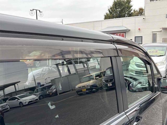 ヴォクシー ZS ドライブレコーダー ETC バックカメラ ナビ 両側電動スライドドア オートライト LEDヘッドランプ スマートキー アイドリングストップ 電動格納ミラー 3列シート CVT アルミホイール(29枚目)