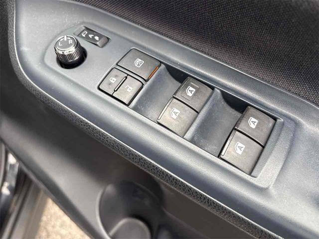 ヴォクシー ZS ドライブレコーダー ETC バックカメラ ナビ 両側電動スライドドア オートライト LEDヘッドランプ スマートキー アイドリングストップ 電動格納ミラー 3列シート CVT アルミホイール(40枚目)