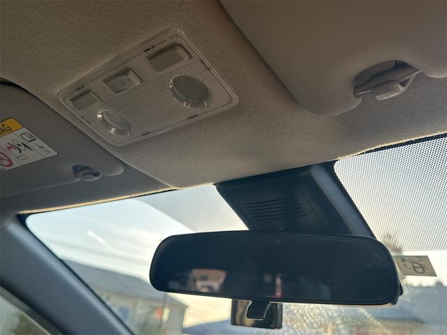 アクア Sスタイルブラック ドライブレコーダー ETC クリアランスソナー レーンアシスト 衝突被害軽減システム オートマチックハイビーム オートライト スマートキー アイドリングストップ 電動格納ミラー CVT(31枚目)