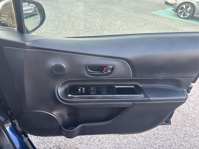 アクア Sスタイルブラック ドライブレコーダー ETC クリアランスソナー レーンアシスト 衝突被害軽減システム オートマチックハイビーム オートライト スマートキー アイドリングストップ 電動格納ミラー CVT(36枚目)