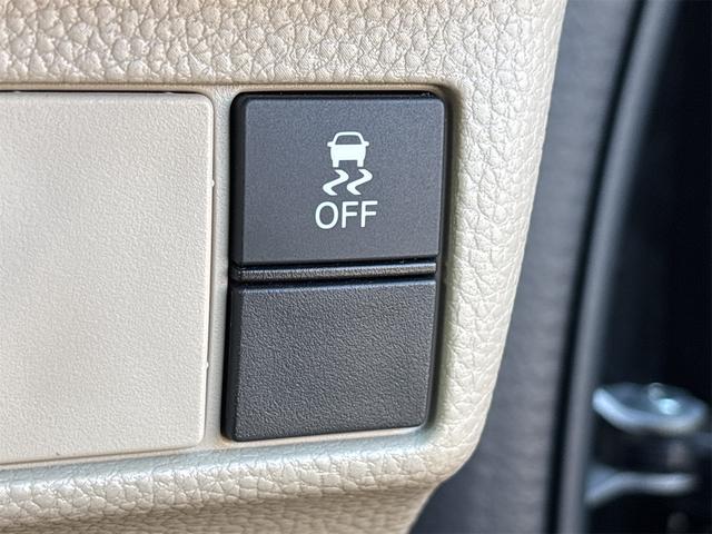 Ｎ－ＢＯＸ Ｇ・Ｌホンダセンシング　ＥＴＣ　バックカメラ　両側スライド・片側電動　ナビ　ＴＶ　衝突被害軽減システム　ＬＥＤヘッドランプ　スマートキー　アイドリングストップ　電動格納ミラー　ベンチシート　ＣＶＴ　盗難防止システム　ＡＢＳ（12枚目）