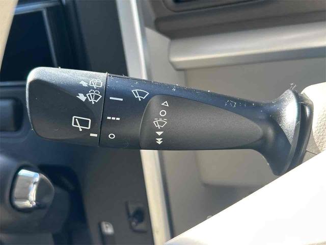 タント Ｘ　ＳＡＩＩ　バックカメラ　両側電動スライドドア　衝突被害軽減システム　オートライト　スマートキー　アイドリングストップ　電動格納ミラー　ベンチシート　ＣＶＴ　盗難防止システム　ＡＢＳ　ＥＳＣ　ＣＤ　衝突安全ボディ（8枚目）