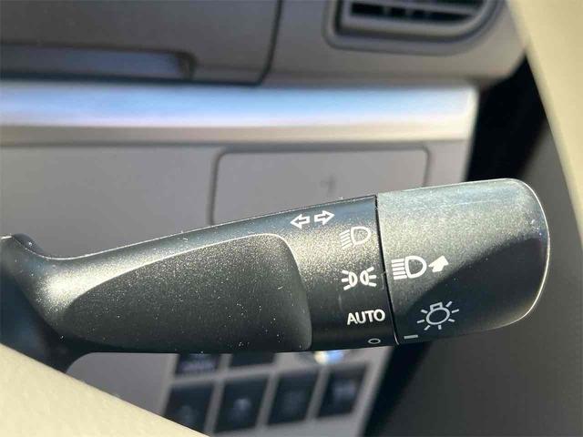 タント Ｘ　ＳＡＩＩ　バックカメラ　両側電動スライドドア　衝突被害軽減システム　オートライト　スマートキー　アイドリングストップ　電動格納ミラー　ベンチシート　ＣＶＴ　盗難防止システム　ＡＢＳ　ＥＳＣ　ＣＤ　衝突安全ボディ（9枚目）