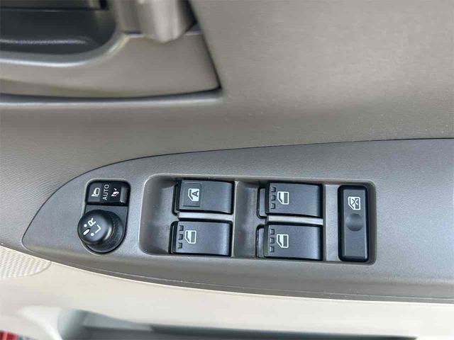 タント Ｘ　ＳＡＩＩ　バックカメラ　両側電動スライドドア　衝突被害軽減システム　オートライト　スマートキー　アイドリングストップ　電動格納ミラー　ベンチシート　ＣＶＴ　盗難防止システム　ＡＢＳ　ＥＳＣ　ＣＤ　衝突安全ボディ（11枚目）