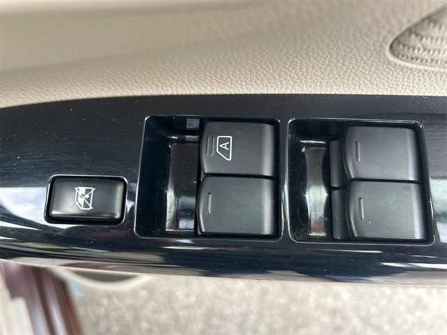 デイズ Ｘ　ＥＴＣ　バックカメラ　ナビ　ＴＶ　衝突被害軽減システム　スマートキー　アイドリングストップ　電動格納ミラー　ＣＶＴ　盗難防止システム　ＡＢＳ　ＥＳＣ　ミュージックプレイヤー接続可　Ｂｌｕｅｔｏｏｔｈ（6枚目）