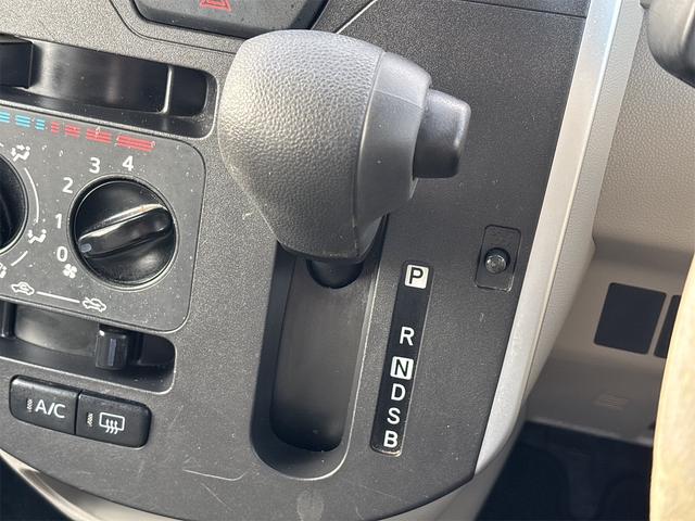 タント Ｌ　ＳＡＩＩ　ドライブレコーダー　バックカメラ　両側スライドドア　ナビ　ＴＶ　クリアランスソナー　衝突被害軽減システム　キーレスエントリー　アイドリングストップ　電動格納ミラー　ベンチシート　ＣＶＴ（9枚目）