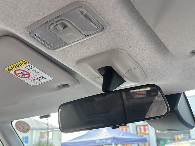 ルーミー Ｘ　Ｓ　ドライブレコーダー　バックカメラ　フロントカメラ　ナビ　ＴＶ　両側スライド・片側電動　クリアランスソナー　衝突被害軽減システム　オートライト　スマートキー　アイドリングストップ　電動格納ミラー（31枚目）