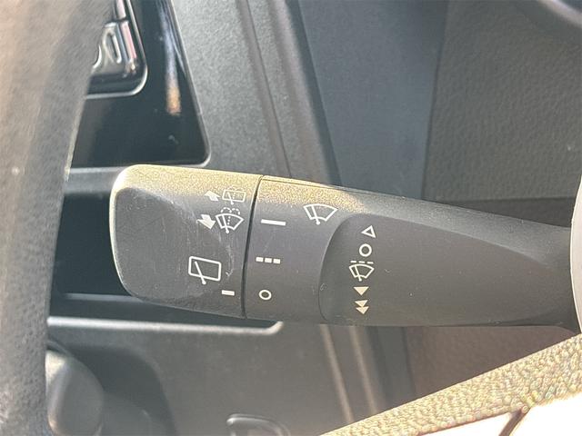 ルーミー Ｘ　Ｓ　ドライブレコーダー　バックカメラ　フロントカメラ　ナビ　ＴＶ　両側スライド・片側電動　クリアランスソナー　衝突被害軽減システム　オートライト　スマートキー　アイドリングストップ　電動格納ミラー（45枚目）