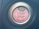 プッシュエンジンスタートシステム、エンジン始動・停止をワンタッチで行うことができます。