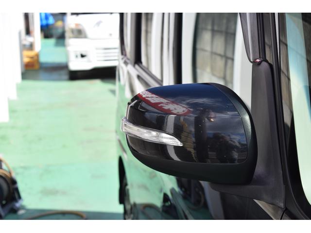 タント カスタムＸ　トップエディションＳＡＩＩ　スマートアシスト　衝突軽減ブレーキ　横滑り防止　アイドリングストップ　片側電動スライドドア　フルセグＴＶ　メモリーナビ　Ｂｌｕｅｔｏｏｔｈ対応　バックカメラ　スマートキー　プッシュスタート（12枚目）