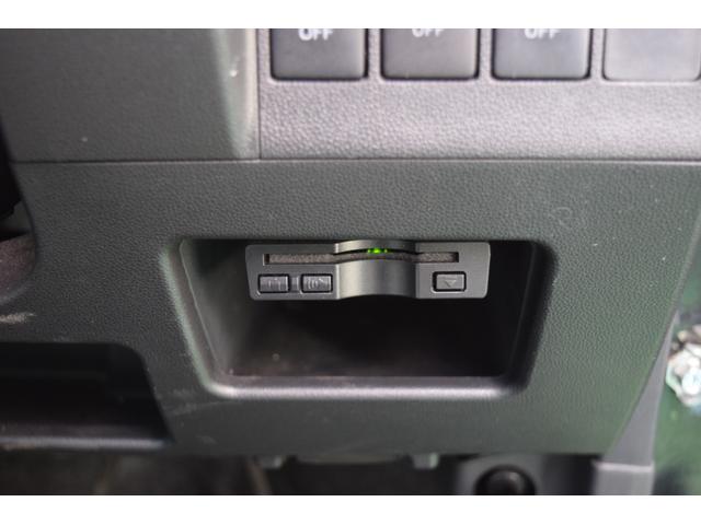 タント カスタムＸ　トップエディションＳＡＩＩ　スマートアシスト　衝突軽減ブレーキ　横滑り防止　アイドリングストップ　片側電動スライドドア　フルセグＴＶ　メモリーナビ　Ｂｌｕｅｔｏｏｔｈ対応　バックカメラ　スマートキー　プッシュスタート（20枚目）