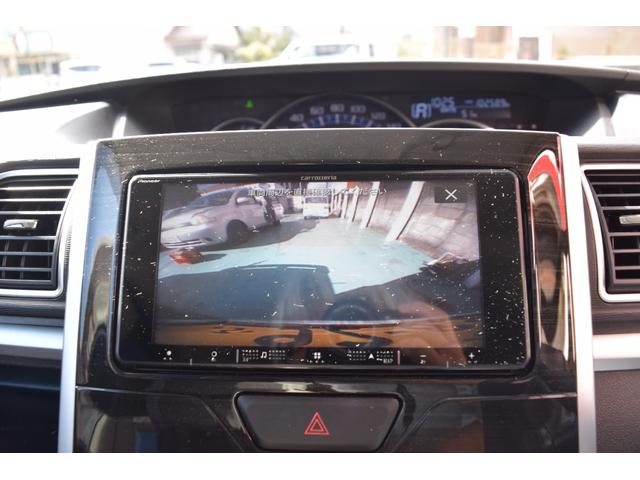 タント カスタムＸ　トップエディションＳＡＩＩ　スマートアシスト　衝突軽減ブレーキ　横滑り防止　アイドリングストップ　片側電動スライドドア　フルセグＴＶ　メモリーナビ　Ｂｌｕｅｔｏｏｔｈ対応　バックカメラ　スマートキー　プッシュスタート（27枚目）