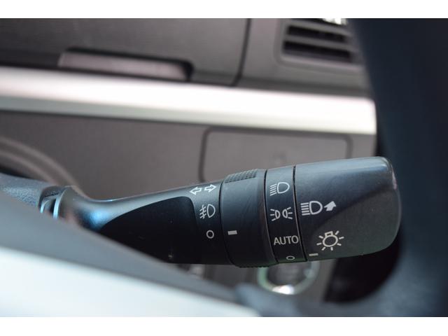 タント カスタムＸ　トップエディションＳＡＩＩ　スマートアシスト　衝突軽減ブレーキ　横滑り防止　アイドリングストップ　片側電動スライドドア　フルセグＴＶ　メモリーナビ　Ｂｌｕｅｔｏｏｔｈ対応　バックカメラ　スマートキー　プッシュスタート（31枚目）