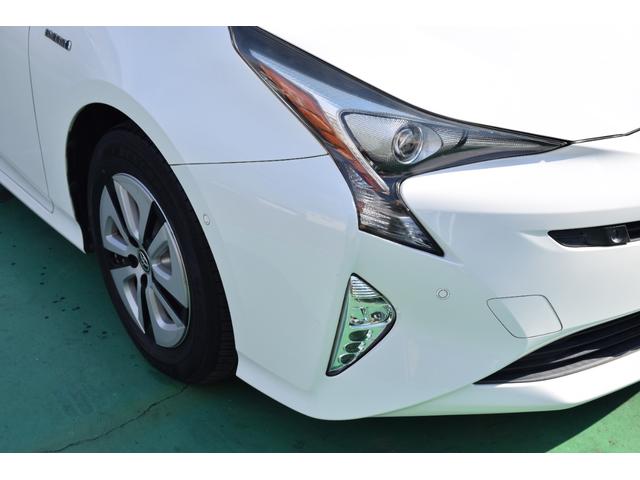 プリウス A セーフティセンス 衝突軽減ブレーキ レーンサポート 横滑り防止 LEDヘッドライト フルセグTV メモリーナビ Bluetooth対応 バックカメラ ETC スマートキー プッシュスタート ドラレコ(3枚目)