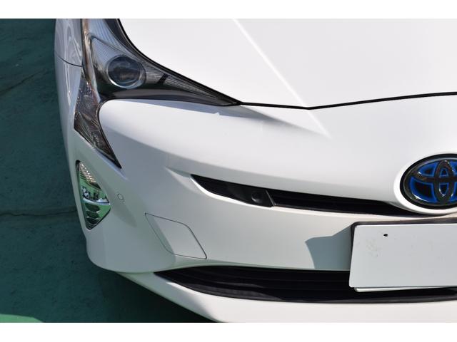 プリウス A セーフティセンス 衝突軽減ブレーキ レーンサポート 横滑り防止 LEDヘッドライト フルセグTV メモリーナビ Bluetooth対応 バックカメラ ETC スマートキー プッシュスタート ドラレコ(5枚目)