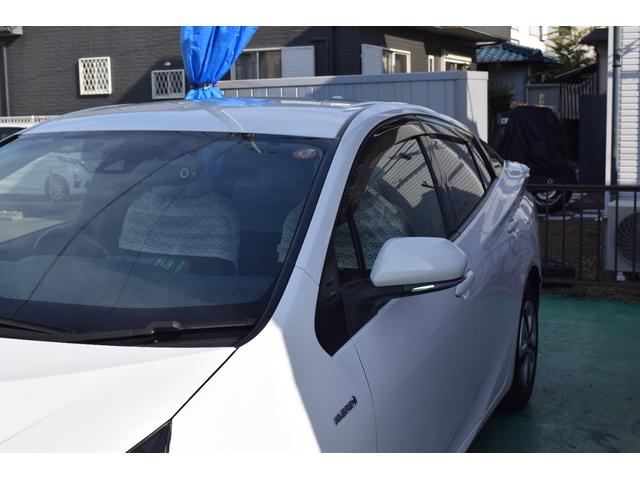 プリウス A セーフティセンス 衝突軽減ブレーキ レーンサポート 横滑り防止 LEDヘッドライト フルセグTV メモリーナビ Bluetooth対応 バックカメラ ETC スマートキー プッシュスタート ドラレコ(10枚目)