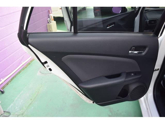 プリウス A セーフティセンス 衝突軽減ブレーキ レーンサポート 横滑り防止 LEDヘッドライト フルセグTV メモリーナビ Bluetooth対応 バックカメラ ETC スマートキー プッシュスタート ドラレコ(25枚目)