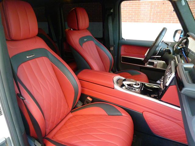 Ｇクラス Ｇ６３　ＡＭＧレザーエクスクルーシブパッケージ　左ハンドル　ベンガルレッドインテリア　ＯＰダイヤモンドホワイト　エクスクルーシブナッパレザーシート　ブルメスター　純正前後ドライブレコーダー　３６０°カメラ　シートヒーター＆ベンチレーター（25枚目）
