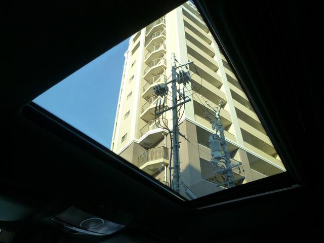 Ｇクラス Ｇ６３　ＡＭＧレザーエクスクルーシブパッケージ　左ハンドル　ベンガルレッドインテリア　ＯＰダイヤモンドホワイト　エクスクルーシブナッパレザーシート　ブルメスター　純正前後ドライブレコーダー　３６０°カメラ　シートヒーター＆ベンチレーター（33枚目）