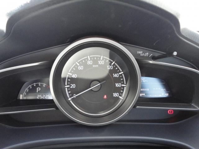 アクセラスポーツ １５Ｓ　衝突被害軽減システム　全周囲カメラ　オートマチックハイビーム　バックカメラ　オートクルーズコントロール　オートライト　ＬＥＤヘッドランプ　ＥＴＣ　Ｂｌｕｅｔｏｏｔｈ（10枚目）