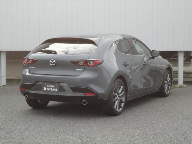 ＭＡＺＤＡ３ファストバック ２０Ｓプロアクティブ　ツーリングセレクション　衝突被害軽減システム　アダプティブクルーズコントロール　全周囲カメラ　オートマチックハイビーム　革シート　電動シート　シートヒーター　バックカメラ　オートライト　ＬＥＤヘッドランプ　ＥＴＣ（2枚目）