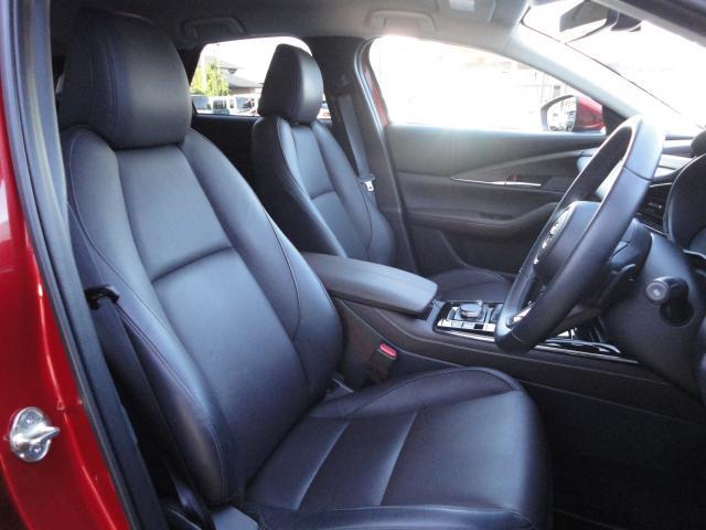 CX-30 20S ブラックトーンエディション 衝突被害軽減システム アダプティブクルーズコントロール 全周囲カメラ オートマチックハイビーム 革シート 電動シート シートヒーター バックカメラ オートライト LEDヘッドランプ ETC(5枚目)