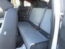 後部座席も広々としたスペースです。大きな座面で、リクライニング無しでもゆったりロングドライブをお楽しみいただけます。