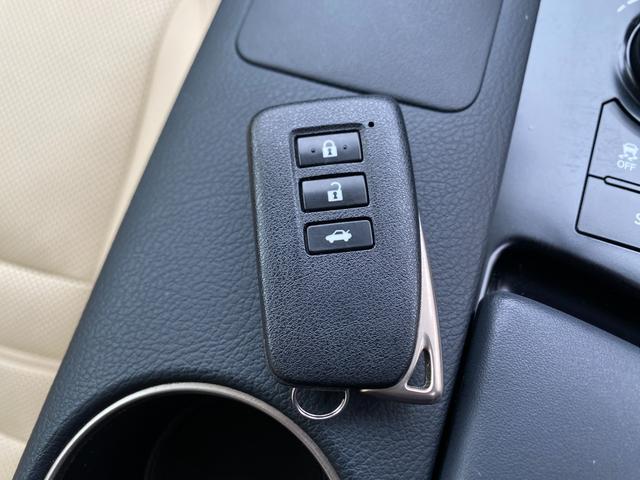 IS IS300h バージョンL 3ヶ月自社保証 純正ナビ クルコン バックカメラ ETC 地デジ Bluetooth スマートキー ベージュ本革(56枚目)
