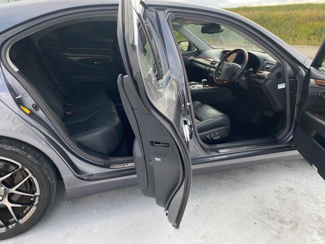 LS LS600h バージョンC Iパッケージ 3ヶ月自社保証 4WD ETC バックカメラ 黒本革 Bluetooth パワーシート シートヒーター スマートキー パワートランク(26枚目)