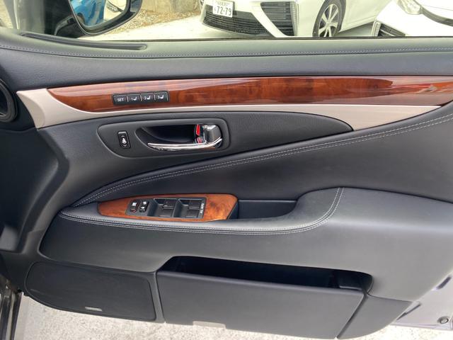 LS LS600h バージョンC Iパッケージ 3ヶ月自社保証 4WD ETC バックカメラ 黒本革 Bluetooth パワーシート シートヒーター スマートキー パワートランク(33枚目)