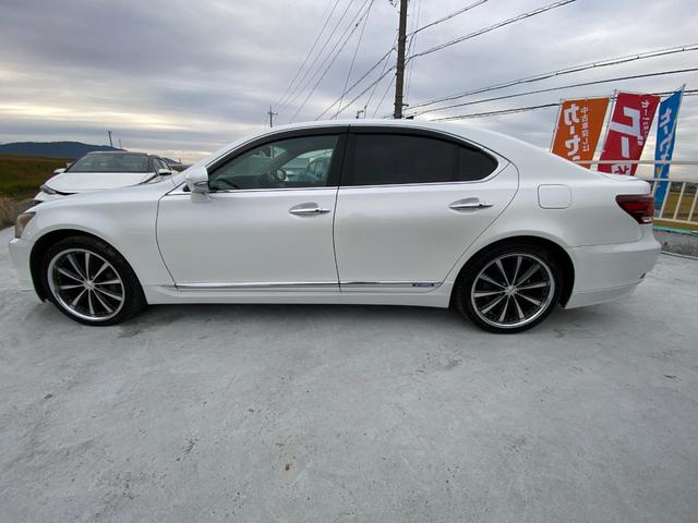 LS LS600h バージョンL 3ヶ月自社保証 純正ナビ 地デジ バックカメラ ETC 電動格納ミラー クルコン オートライト ステアリングヒーター スマートキー(11枚目)