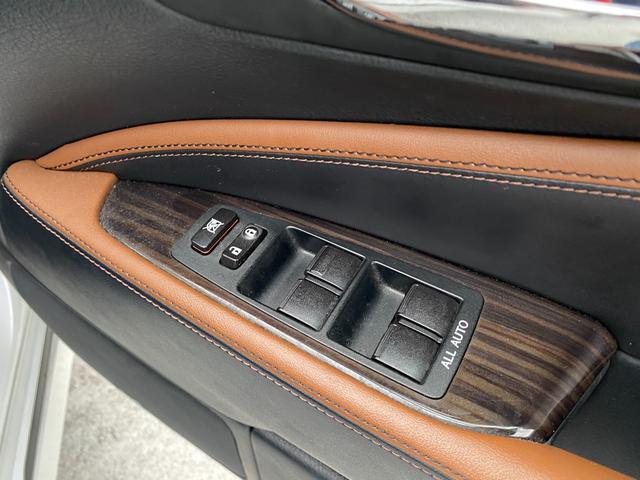 LS LS600h バージョンL 3ヶ月自社保証 純正ナビ 地デジ バックカメラ ETC 電動格納ミラー クルコン オートライト ステアリングヒーター スマートキー(34枚目)