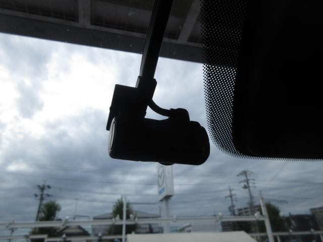 CX-5 20S ブラックトーンエディション 衝突被害軽減システム アダプティブクルーズコントロール 全周囲カメラ オートマチックハイビーム 電動シート シートヒーター バックカメラ オートライト LEDヘッドランプ ETC Bluetooth(12枚目)