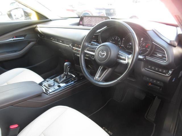 CX-30 XD Lパッケージ 衝突被害軽減システム アダプティブクルーズコントロール 全周囲カメラ オートマチックハイビーム 4WD 革シート 電動シート シートヒーター バックカメラ オートライト LEDヘッドランプ ETC(15枚目)