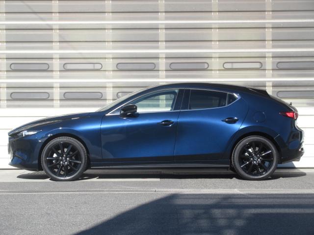 �}�c�_�f�U�C���R���Z�v�g�u�����\�E���I�u���[�V�����v�͎��̃t�F�C�Y�ցI����ɉs���𑝂����t�����g����A�w�ʁx�ŕ\�������T�C�h�r���[�A���芴�̂��郊�A�r���[�ƁA���E�I�ɍ��]���̃f�U�C�������͂ł��I