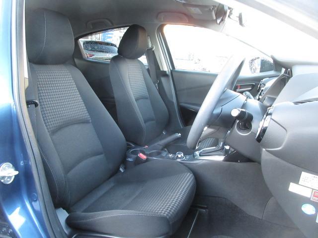 デミオ １５Ｓ　衝突被害軽減システム　全周囲カメラ　オートマチックハイビーム　シートヒーター　バックカメラ　オートライト　ＬＥＤヘッドランプ　Ｂｌｕｅｔｏｏｔｈ（15枚目）