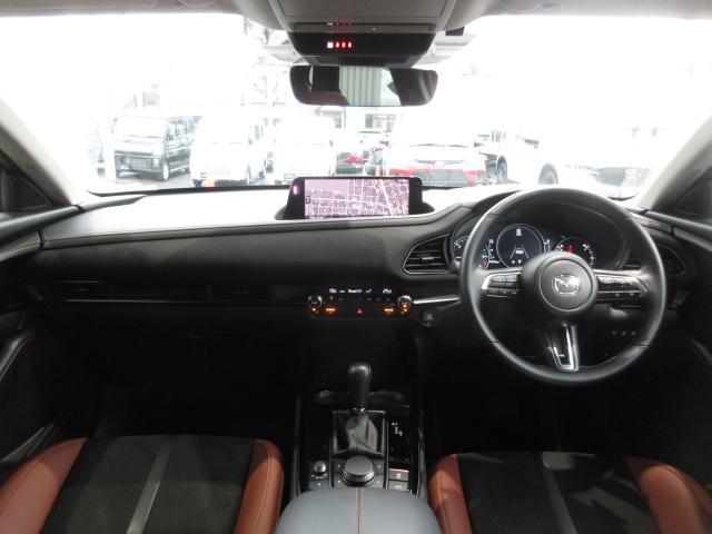 ���E�Ώ̂ȃ��C�A�E�g�Ɛ�����̑��`�ɂ���ăN���}�Ƃ̈�̊�����������A�^�]�ւ̈ӎ������R�ƍ��܂��Ă����A�S�n�悢��ԂƂȂ��Ă��܂��B