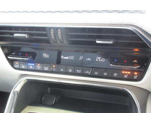 �]�v�ȑ���̎�Ԃ������t���I�[�g�G�A�R���B�����̈ړ����𓮂����K�v���Ȃ��Ƃ������Ƃ́A���S�����̂ЂƂƂ�������ł��傤�B�V�[�g�q�[�^�[�E�V�[�g�x���`���[�^�[���������Ă��܂��B