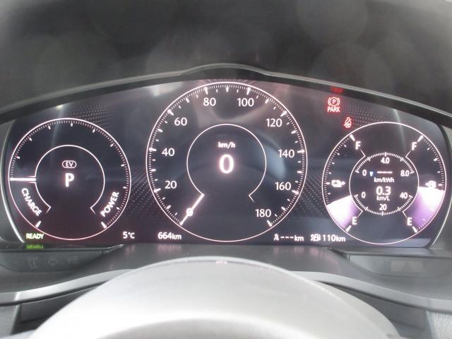 �l�X�ȏ����u���ɐ؂�ւ��ĕ\�����\�Ȃs�e�s�J���[�f�B�X�v���C���̗p�������[�^�[�p�l���B