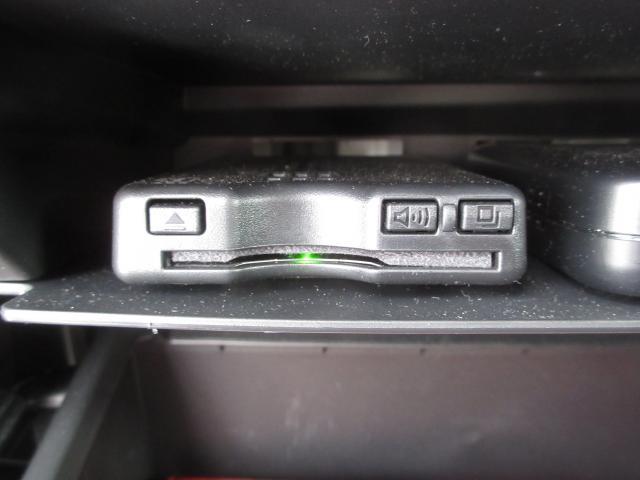 タフト Ｇターボ　ダーククロムベンチャー　衝突被害軽減システム　アダプティブクルーズコントロール　オートマチックハイビーム　シートヒーター　バックカメラ　オートライト　ＬＥＤヘッドランプ　ＥＴＣ　Ｂｌｕｅｔｏｏｔｈ（13枚目）