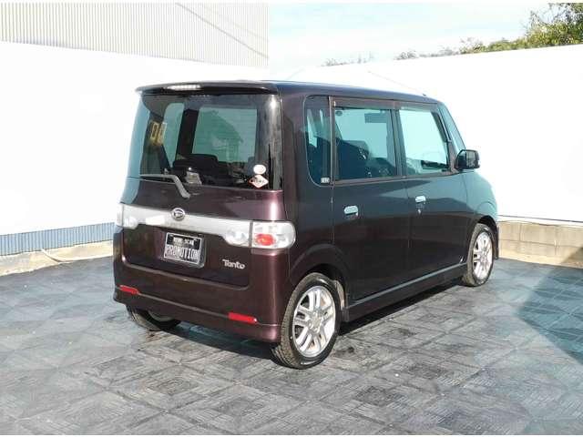 タント カスタムRS エアコン パワーステアリング パワーウィンドウ 運転席エアバッグ 助手席エアバッグ キーレスエントリー ベンチシート CD(9枚目)