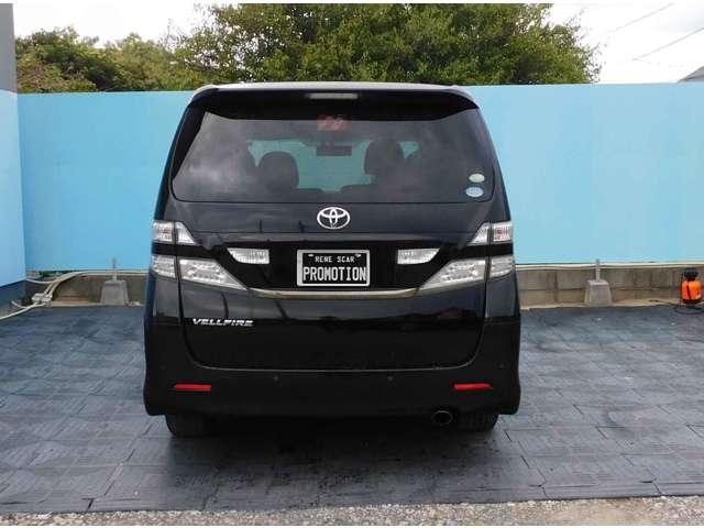 ヴェルファイア ２．４Ｚ　プラチナセレクションＩＩ　タイプゴールド　ＡＣ１００Ｖ　ＥＴＣ　フリップダウン　ＴＶキャンセラー　エアコン　パワーステアリング　パワーウィンドウ　盗難防止システム　スマートキー（9枚目）