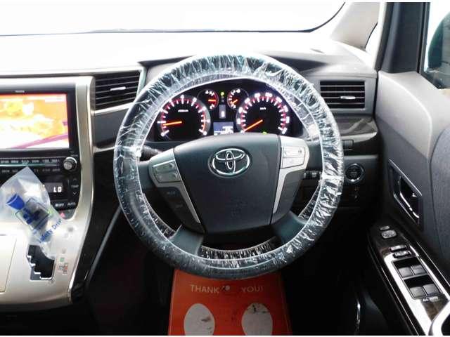 ヴェルファイア ２．４Ｚ　プラチナセレクションＩＩ　タイプゴールド　ＡＣ１００Ｖ　ＥＴＣ　フリップダウン　ＴＶキャンセラー　エアコン　パワーステアリング　パワーウィンドウ　盗難防止システム　スマートキー（17枚目）