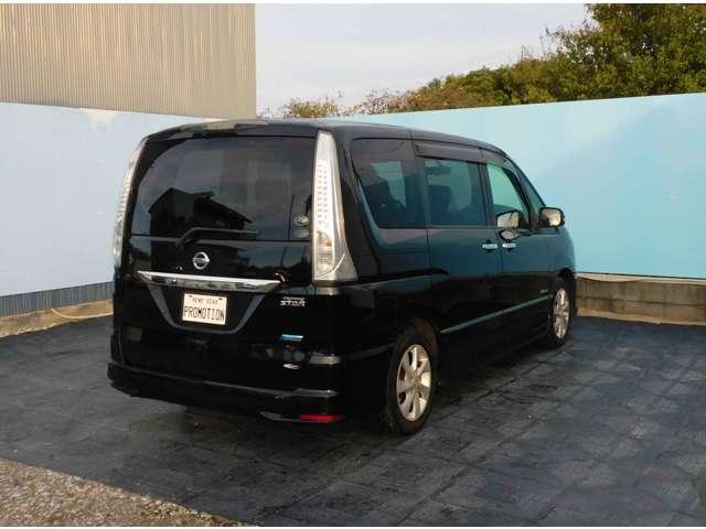 セレナ ２．０　ハイウェイスター　Ｓ－ＨＹＢＲＩＤ　フリップダウンモニター　ＥＴＣ　ナビ　エアコン　パワーステアリング　パワーウィンドウ　エアバッグ　盗難防止システム　スマートキー（11枚目）