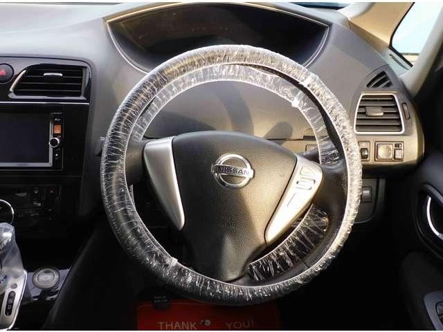 セレナ ２．０　ハイウェイスター　Ｓ－ＨＹＢＲＩＤ　フリップダウンモニター　ＥＴＣ　ナビ　エアコン　パワーステアリング　パワーウィンドウ　エアバッグ　盗難防止システム　スマートキー（19枚目）