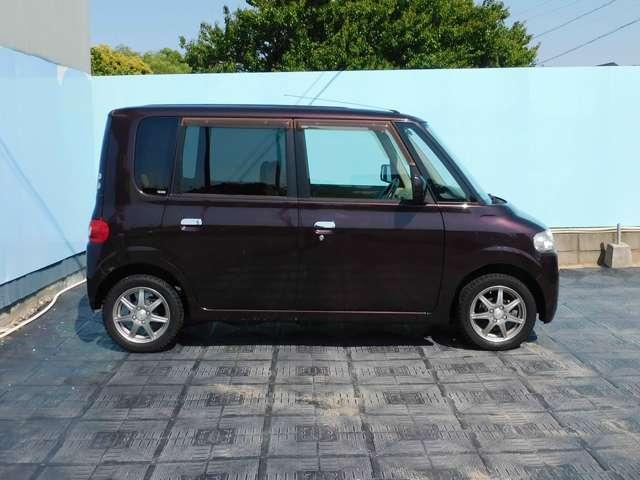 タント ハッピーセレクション　エアコン　パワーステアリング　パワーウィンドウ　運転席エアバッグ　助手席エアバッグ　スマートキー　ＣＤ　シガーソケット（7枚目）