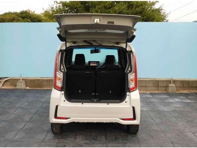 ムーヴ カスタム　ＲＳ　ハイパー　ＳＡ　エアコン　パワーステアリング　パワーウィンドウ　運転席エアバッグ　助手席エアバッグ　盗難防止システム　スマートキー（12枚目）