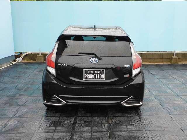 アクア Ｇ　Ｇ’ｓ　デジタルインナーミラー　ケンウッドナビ　エアコン　パワーステアリング　パワーウィンドウ　衝突安全ボディ　キーレスエントリー　アイドリングストップ（9枚目）